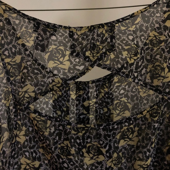 Torrid Blouse tank top size 3 - Picture 2 of 4